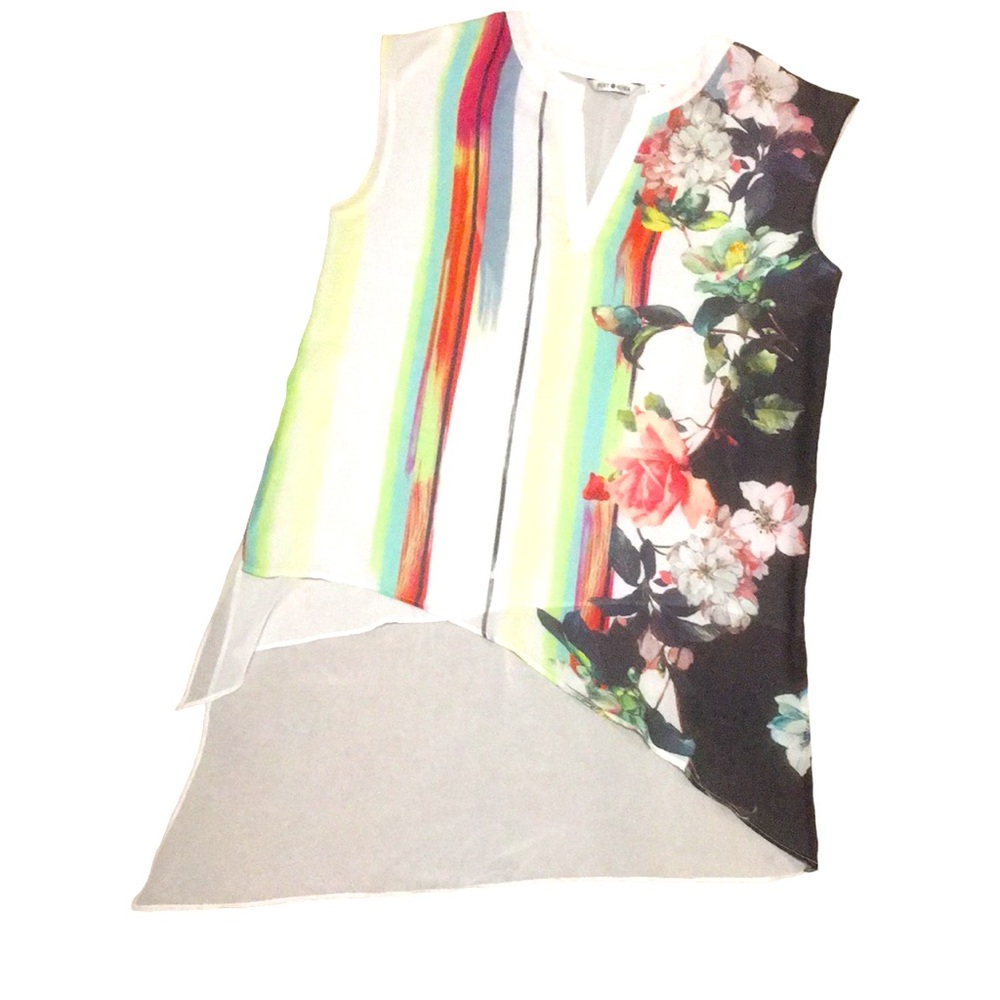 Punt Roma | Flowy Sleeveless Tunic Top